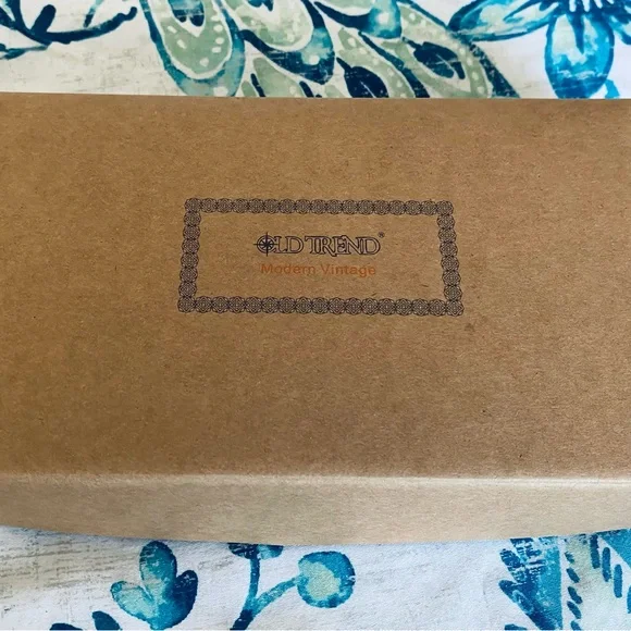 Sassy" Old Trend Nomad Organizer Wallet, Navy, (NEW) w Box) - Picture 15 of 17